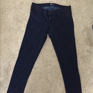 Gap skinny maternity jeans size 4